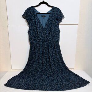 Banana Republic Woman's Blue Leopard Print Pleated Midi Dress Size Large